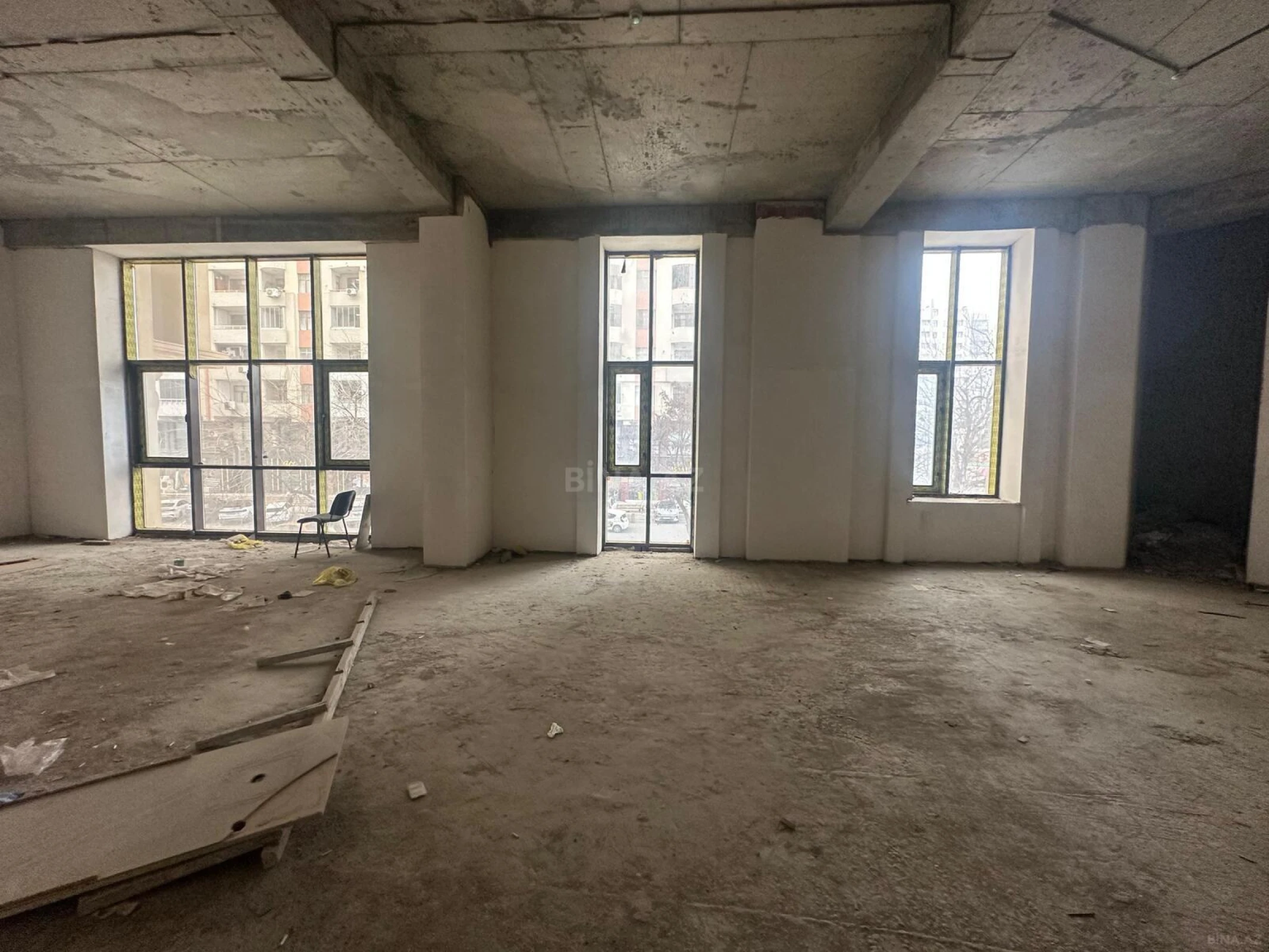 Kirayə verilir obyekt 135 m²