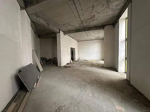 Kirayə verilir obyekt 135 m²