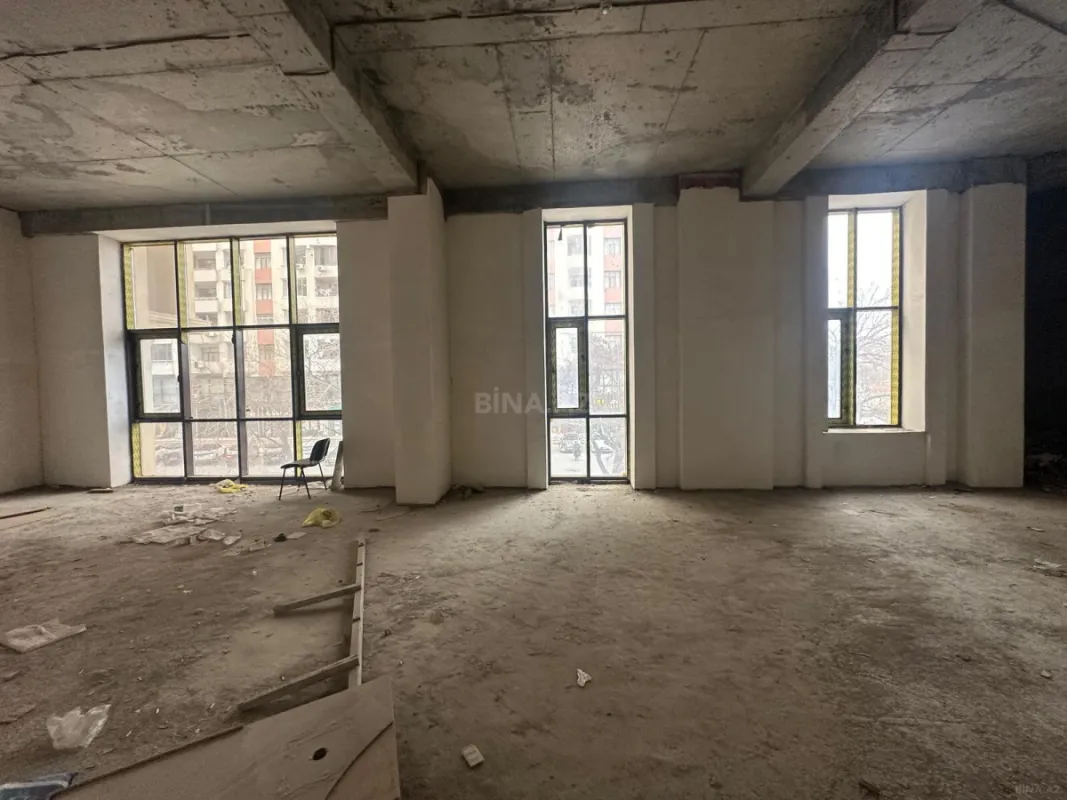 Kirayə verilir obyekt 135 m²