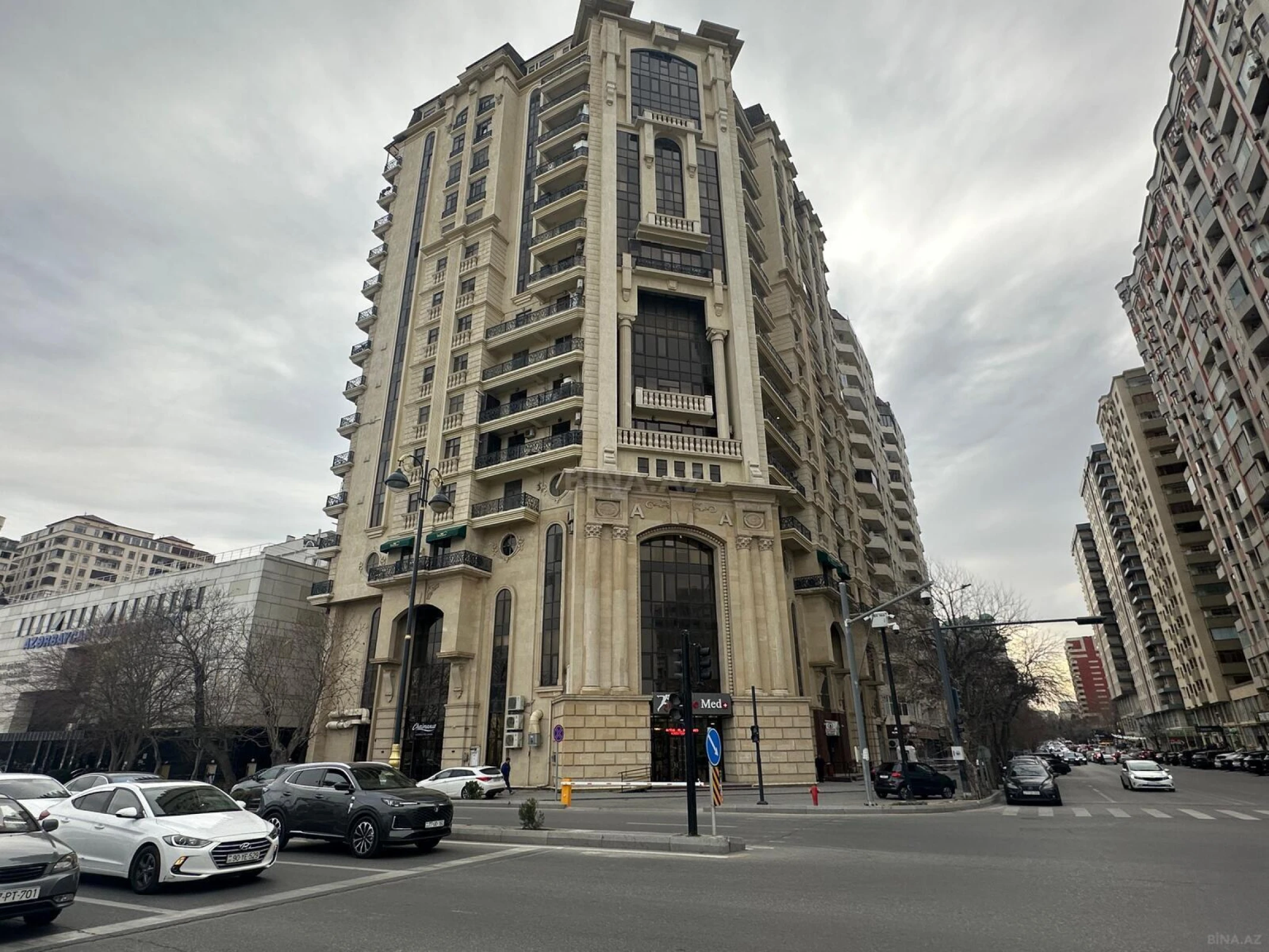 Kirayə verilir obyekt 135 m²