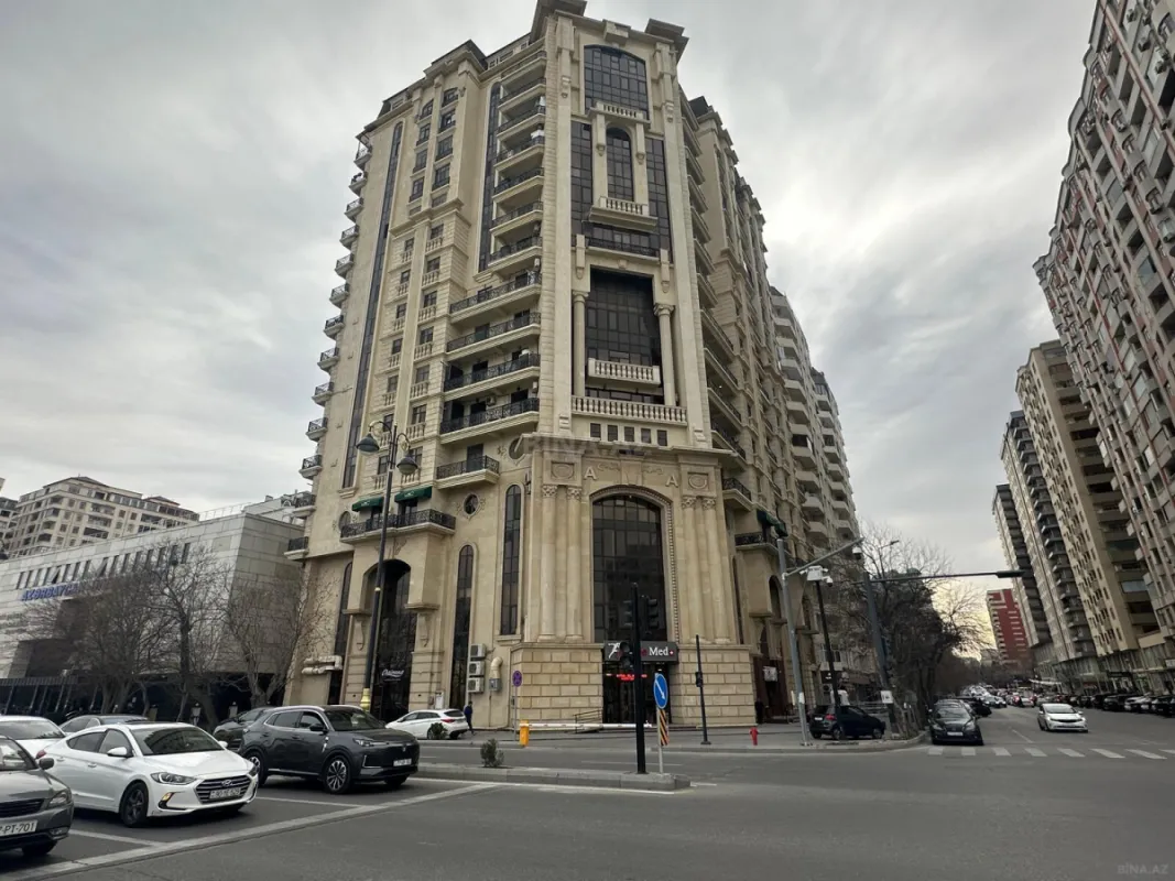 Kirayə verilir obyekt 135 m²