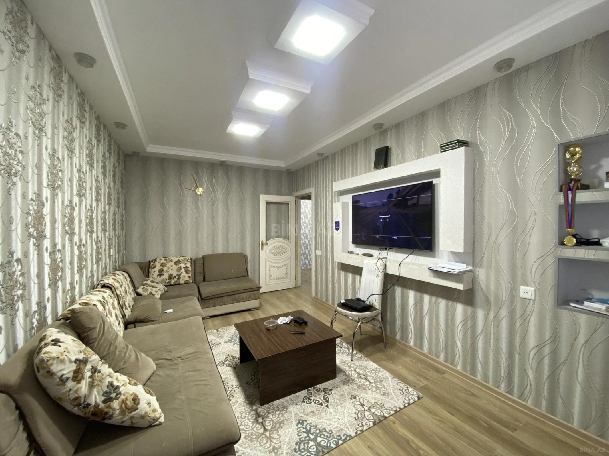 Satılır 3 otaqlı mənzil 75 m²