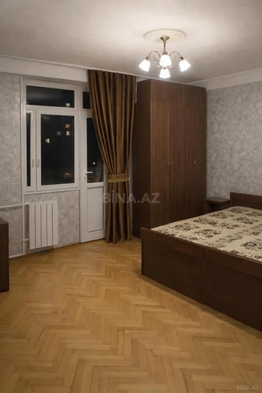 Kirayə verilir 2 otaqlı mənzil 65 m²