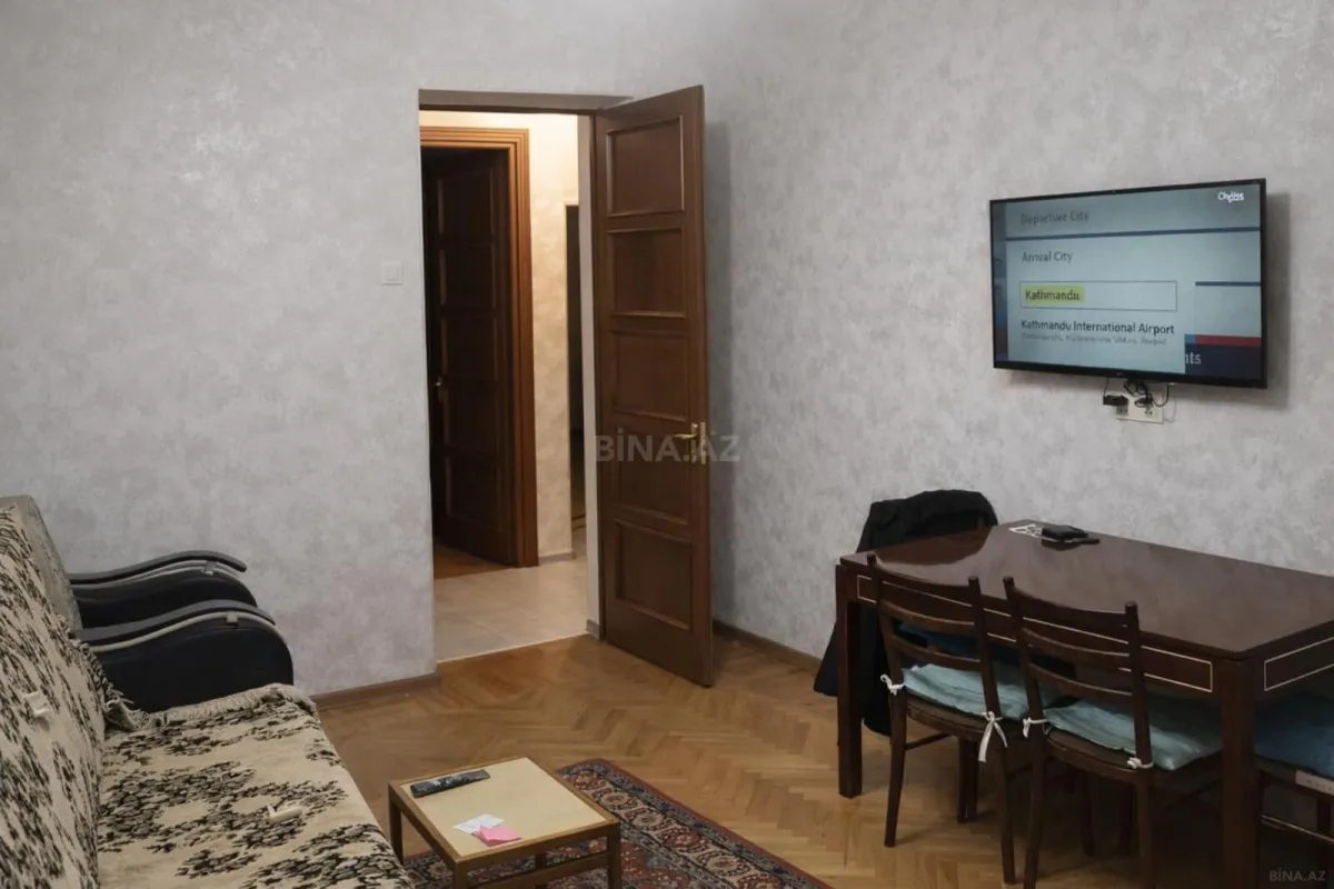 Kirayə verilir 2 otaqlı mənzil 65 m²