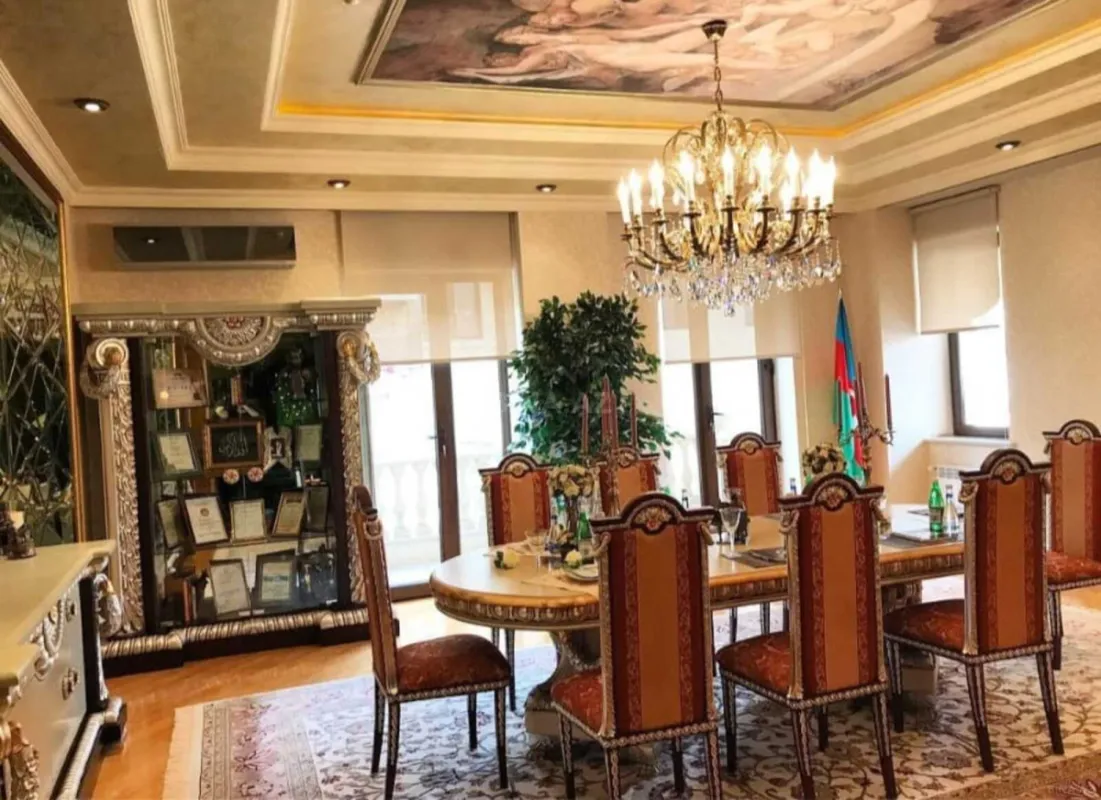 Kirayə verilir obyekt 280 m²