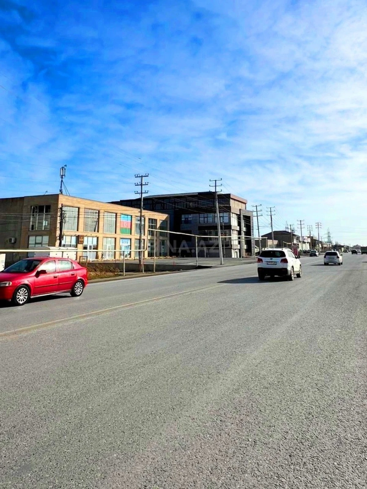 Kirayə verilir obyekt 630 m²