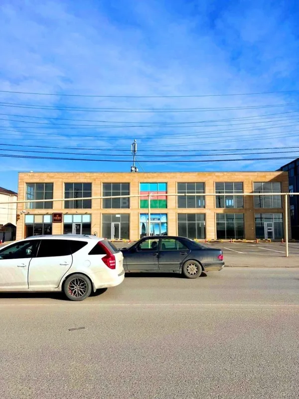 Kirayə verilir obyekt 630 m²