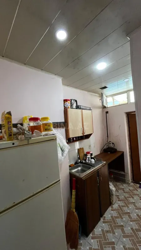 Kirayə verilir 1 otaqlı həyət evi 30 m²