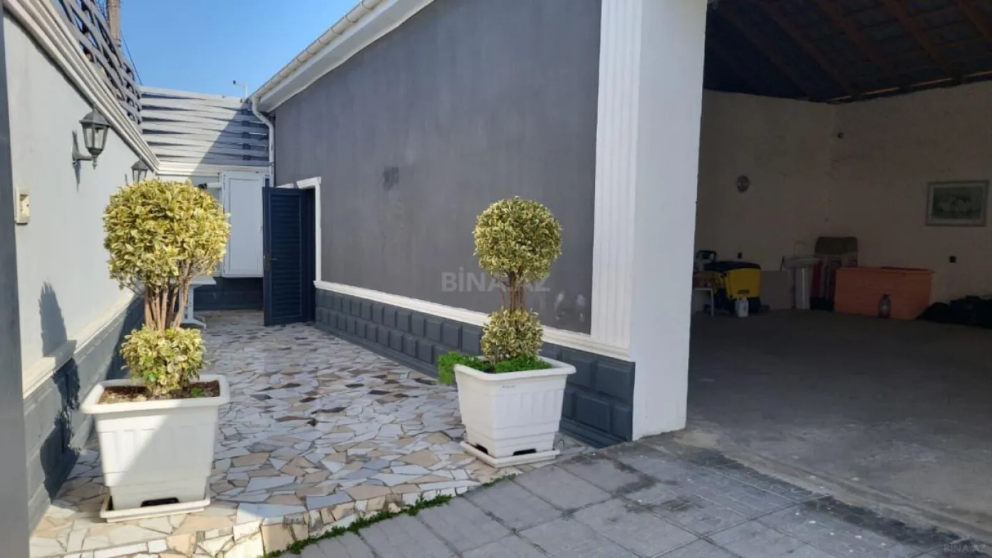 Satılır 6 otaqlı həyət evi 420 m²