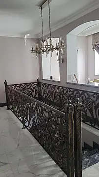 Satılır 6 otaqlı həyət evi 420 m²