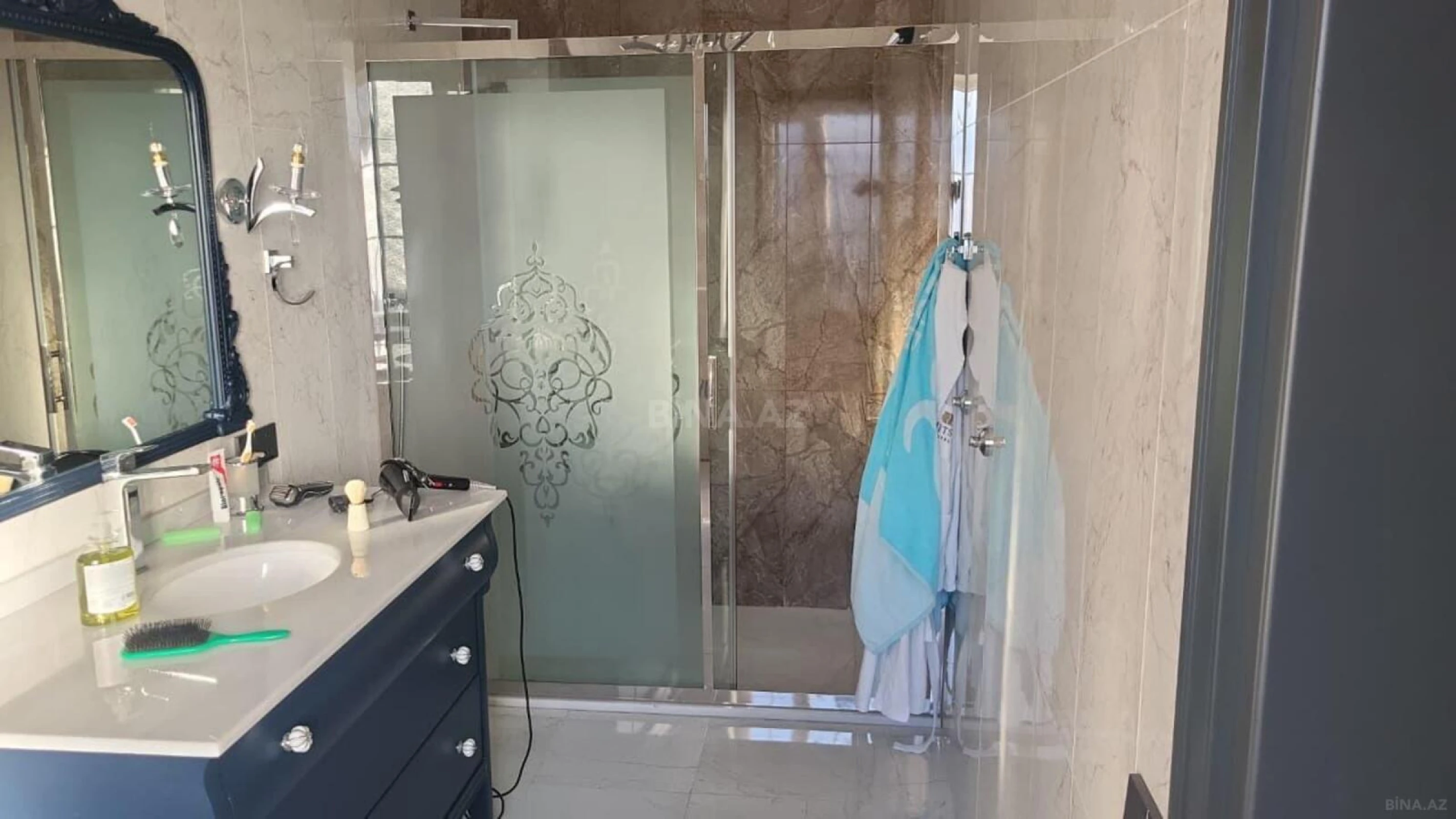 Satılır 6 otaqlı həyət evi 420 m²