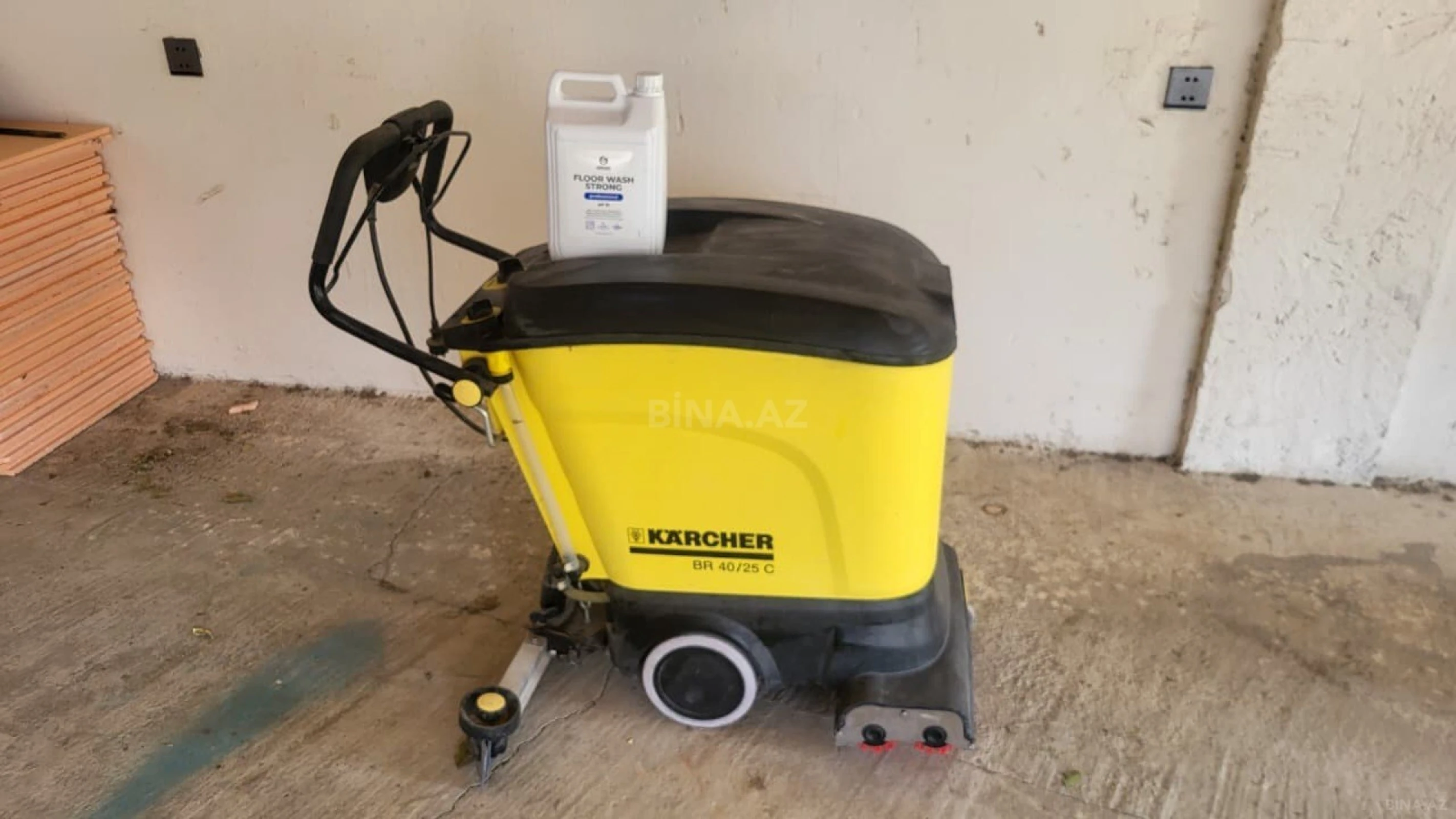 Satılır 6 otaqlı həyət evi 420 m²