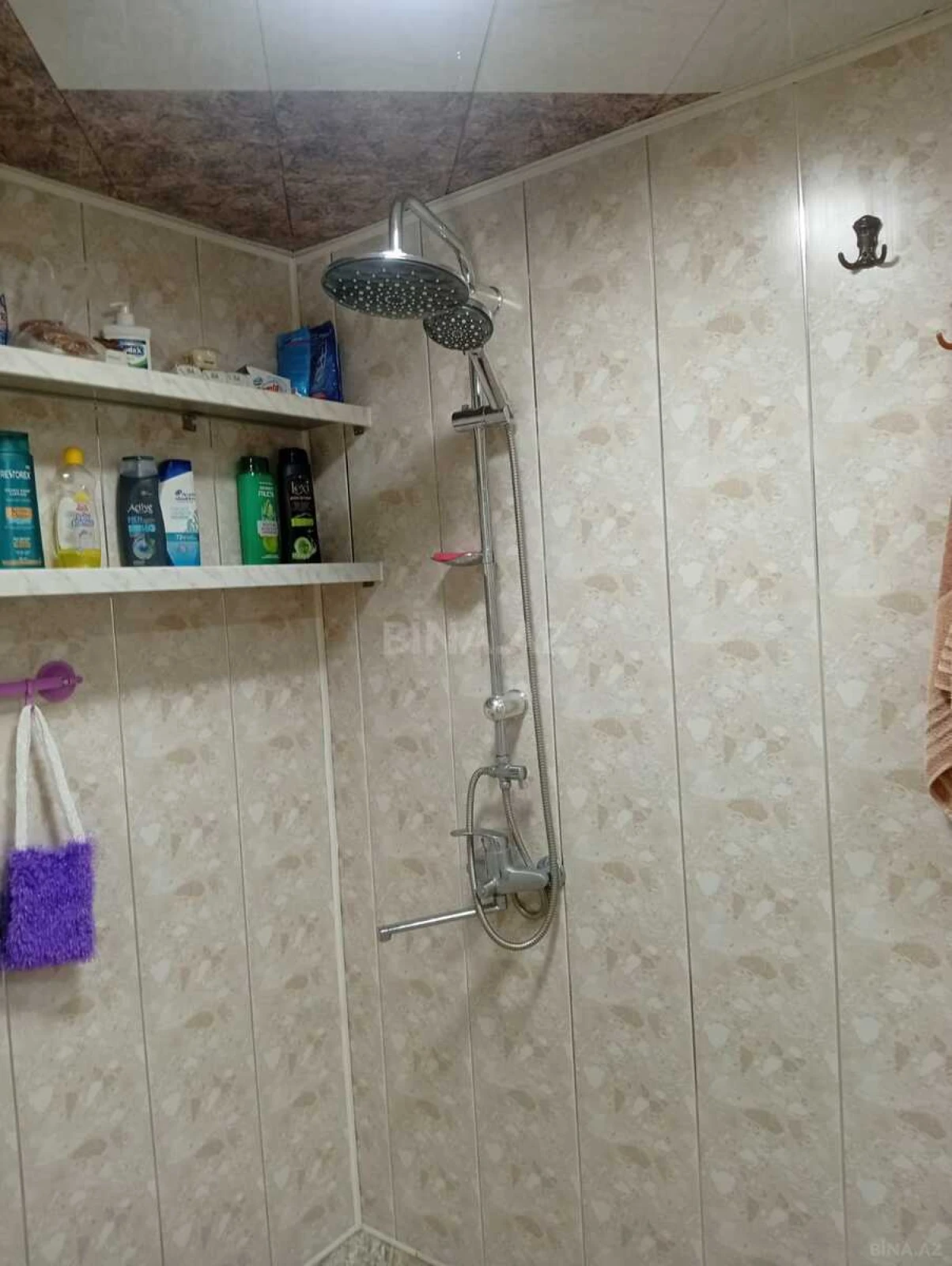 Satılır 4 otaqlı həyət evi 135 m²