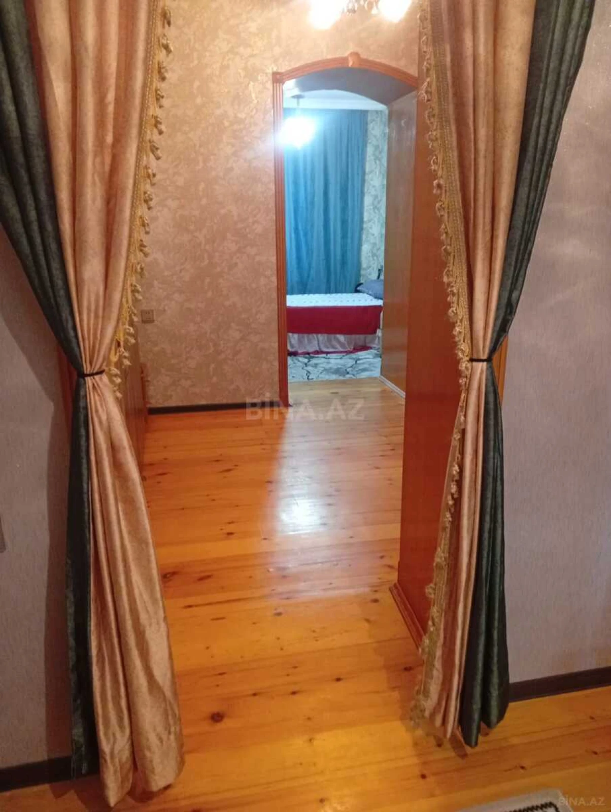 Satılır 4 otaqlı həyət evi 135 m²