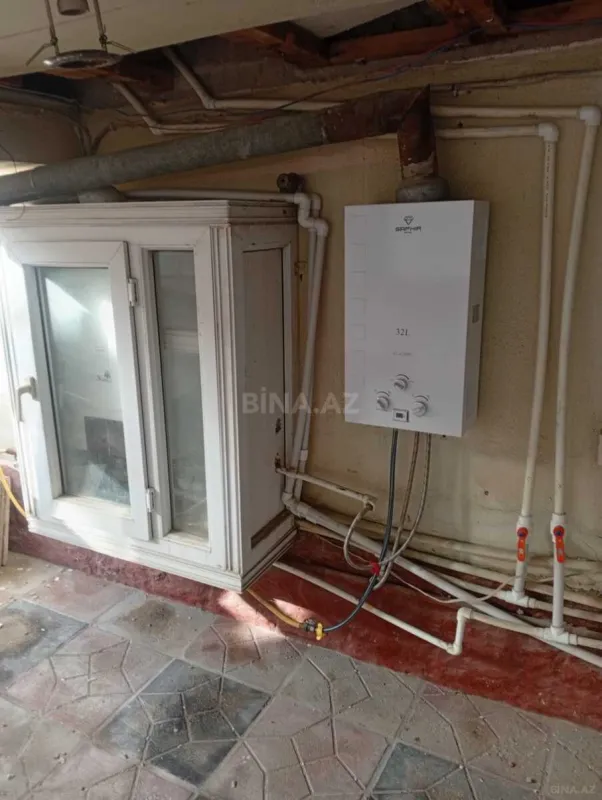Satılır 4 otaqlı həyət evi 135 m²