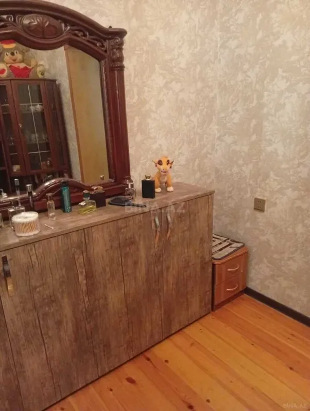 Satılır 4 otaqlı həyət evi 135 m²