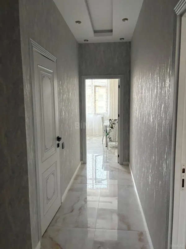 Kirayə verilir 2 otaqlı mənzil 70 m²