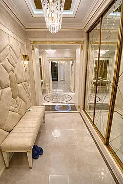 Satılır 3 otaqlı mənzil 179 m²