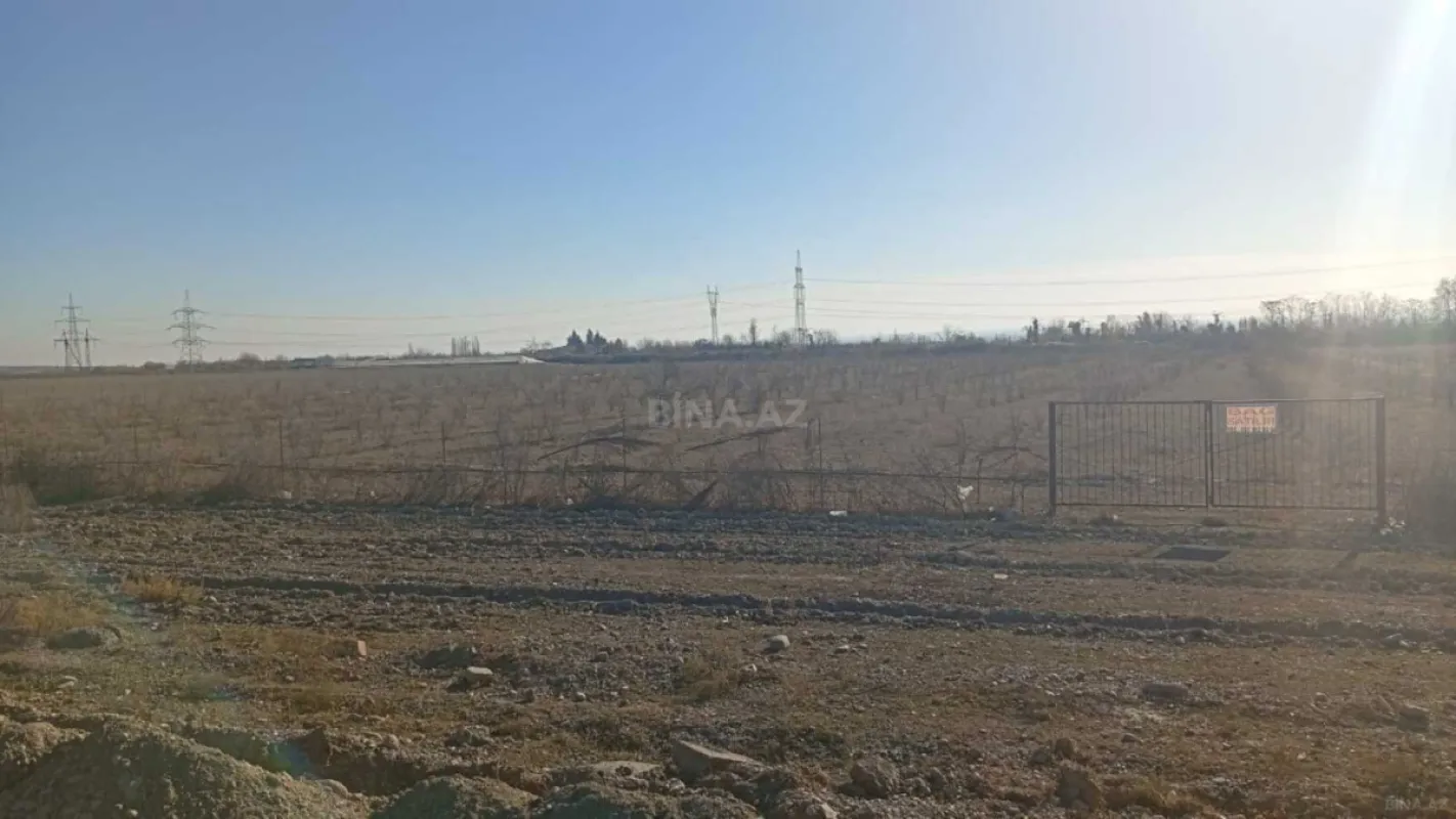 Satılır torpaq sahəsi 200 m²