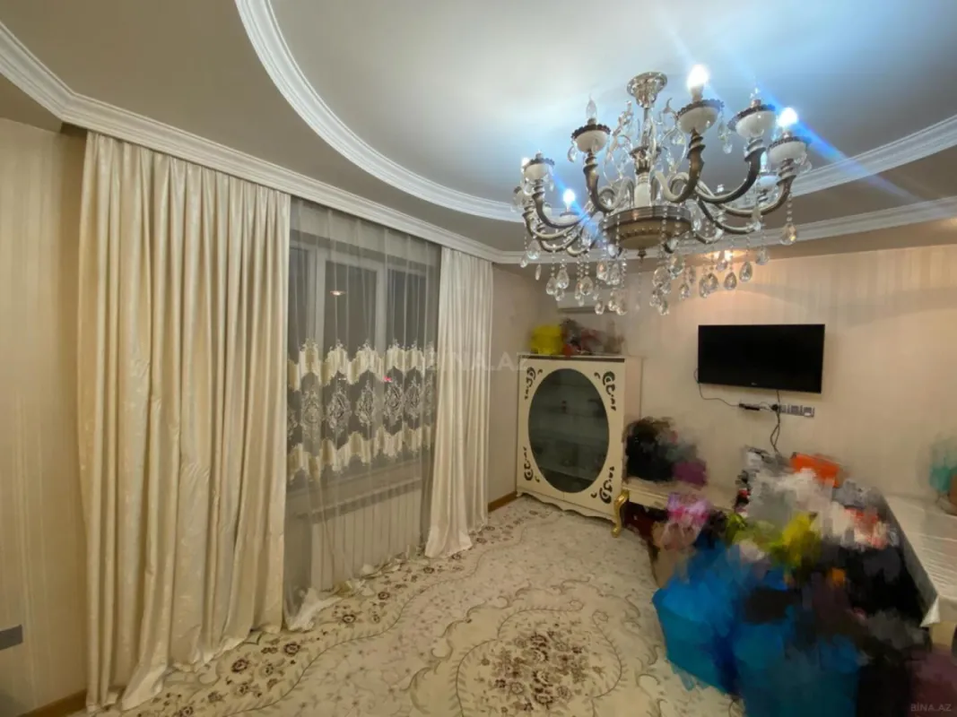 Kirayə verilir 3 otaqlı mənzil 160 m²