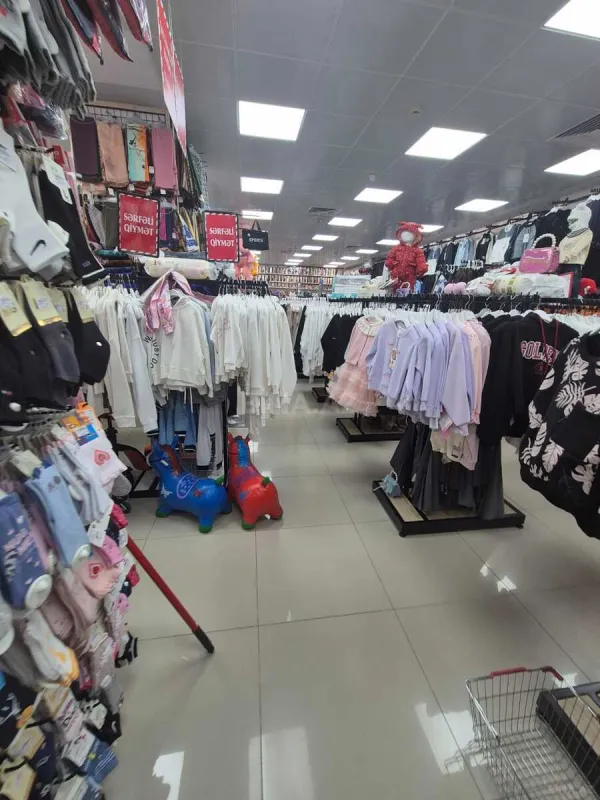 Satılır obyekt 126 m²