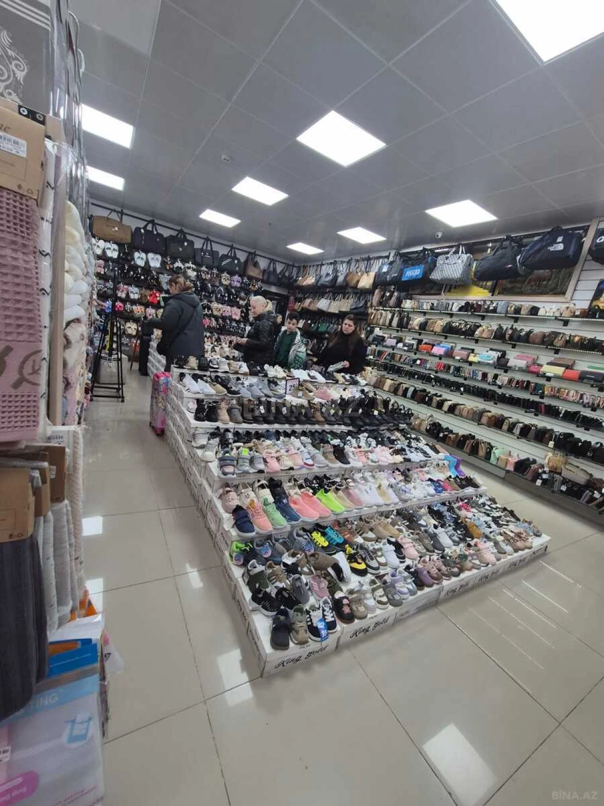 Satılır obyekt 126 m²