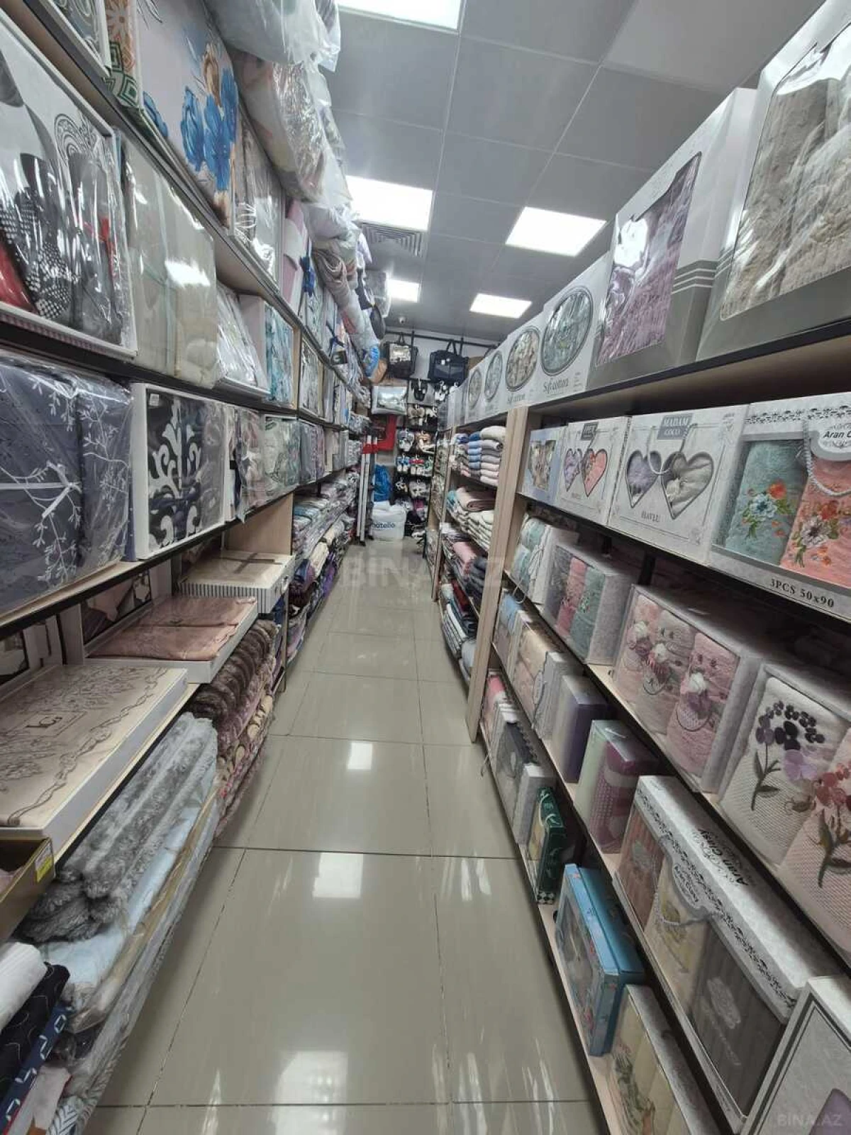 Satılır obyekt 126 m²