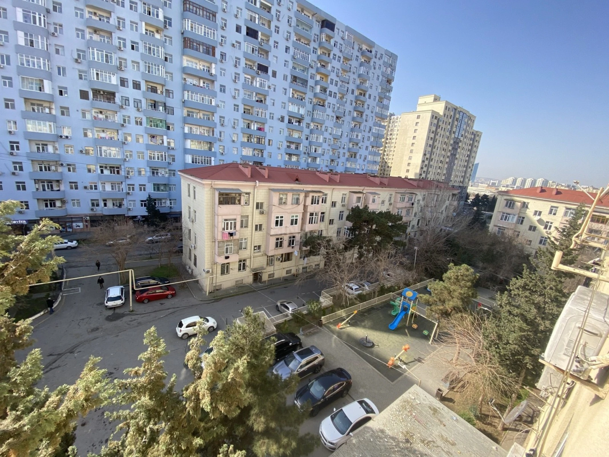 Satılır 2 otaqlı mənzil 60 m²