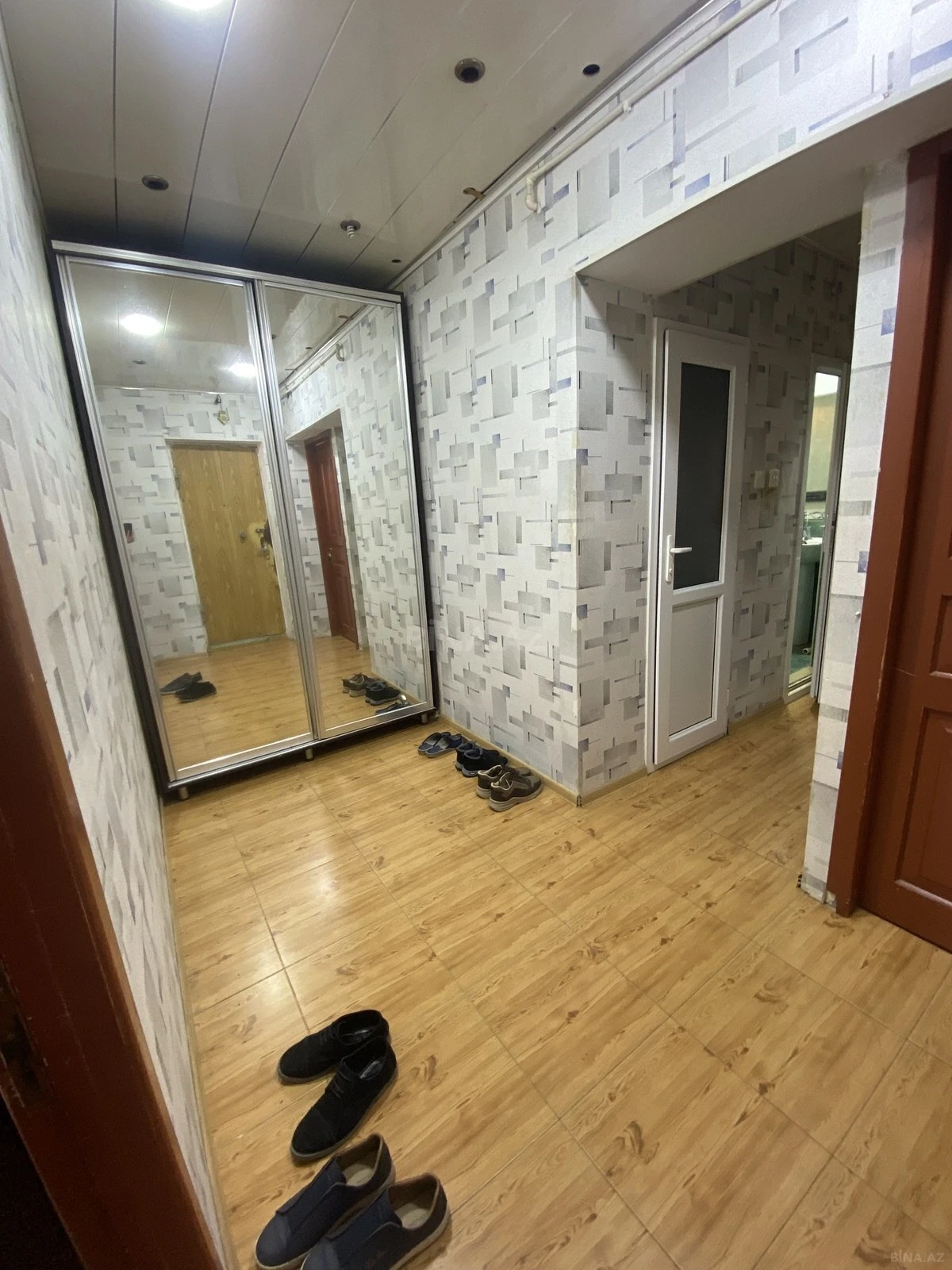 Satılır 2 otaqlı mənzil 60 m²