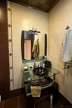 Satılır 3 otaqlı mənzil 135 m²