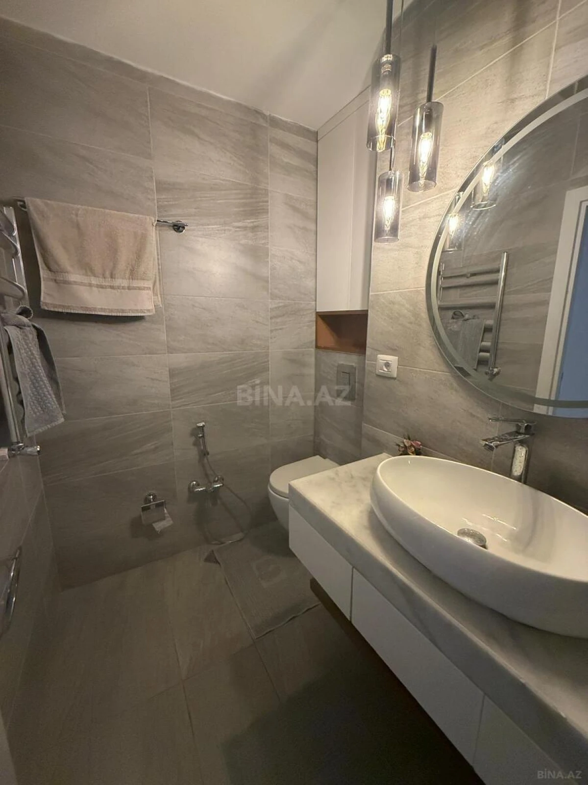 Satılır 3 otaqlı mənzil 120 m²