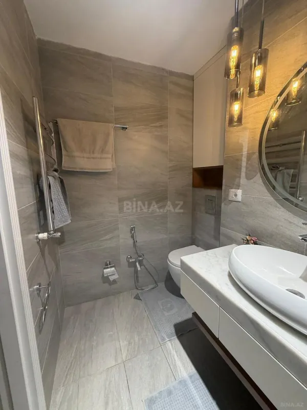 Satılır 3 otaqlı mənzil 120 m²