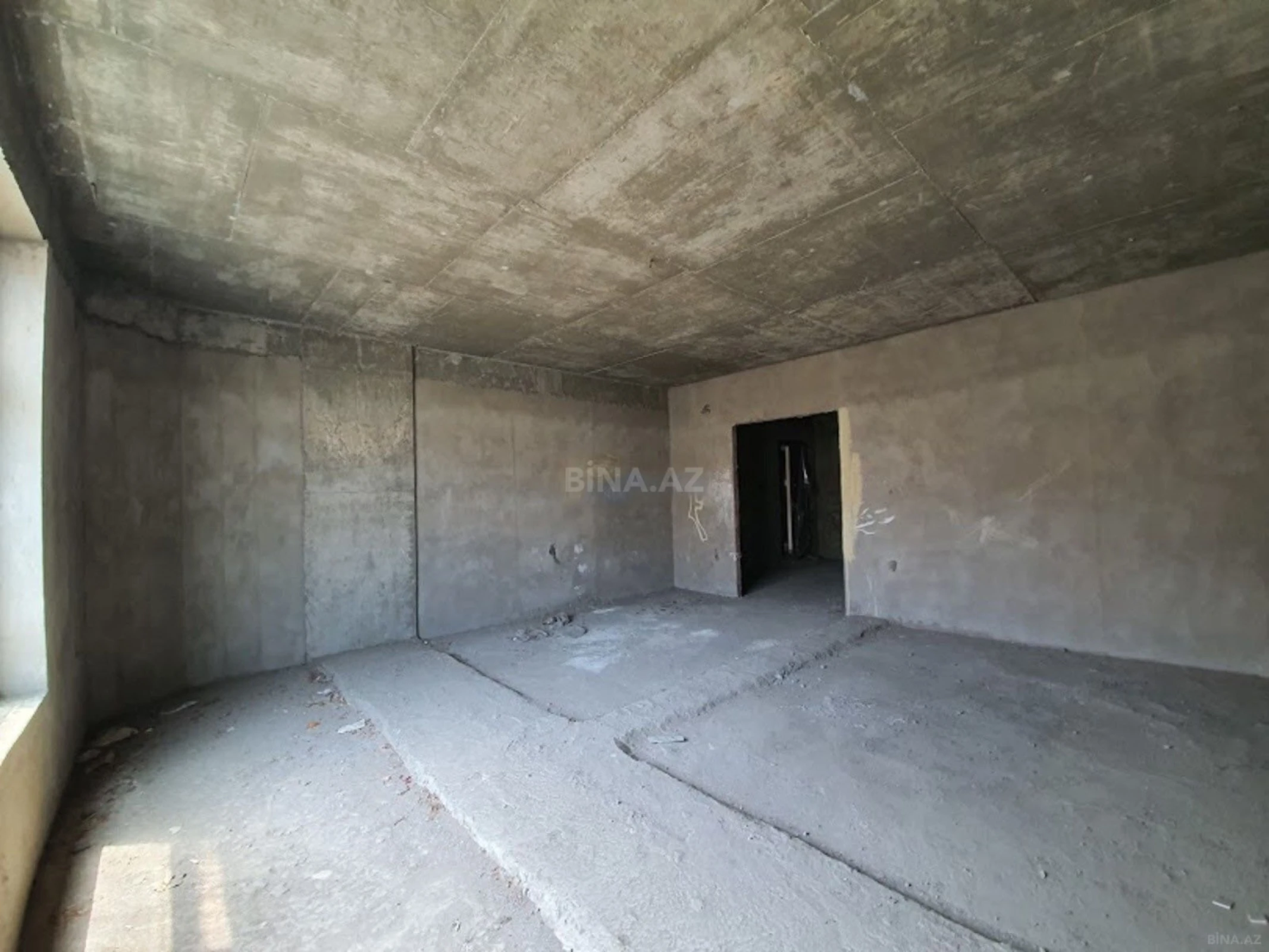 Satılır 3 otaqlı mənzil 120 m²