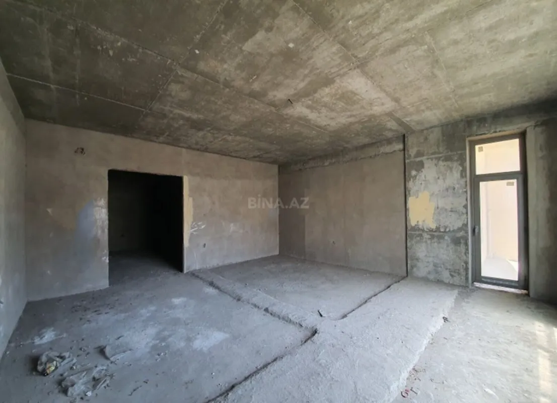 Satılır 3 otaqlı mənzil 120 m²