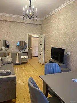 Satılır 2 otaqlı mənzil 75 m²