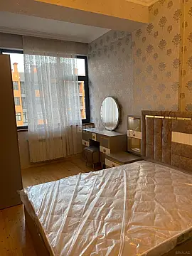 Satılır 2 otaqlı mənzil 75 m²
