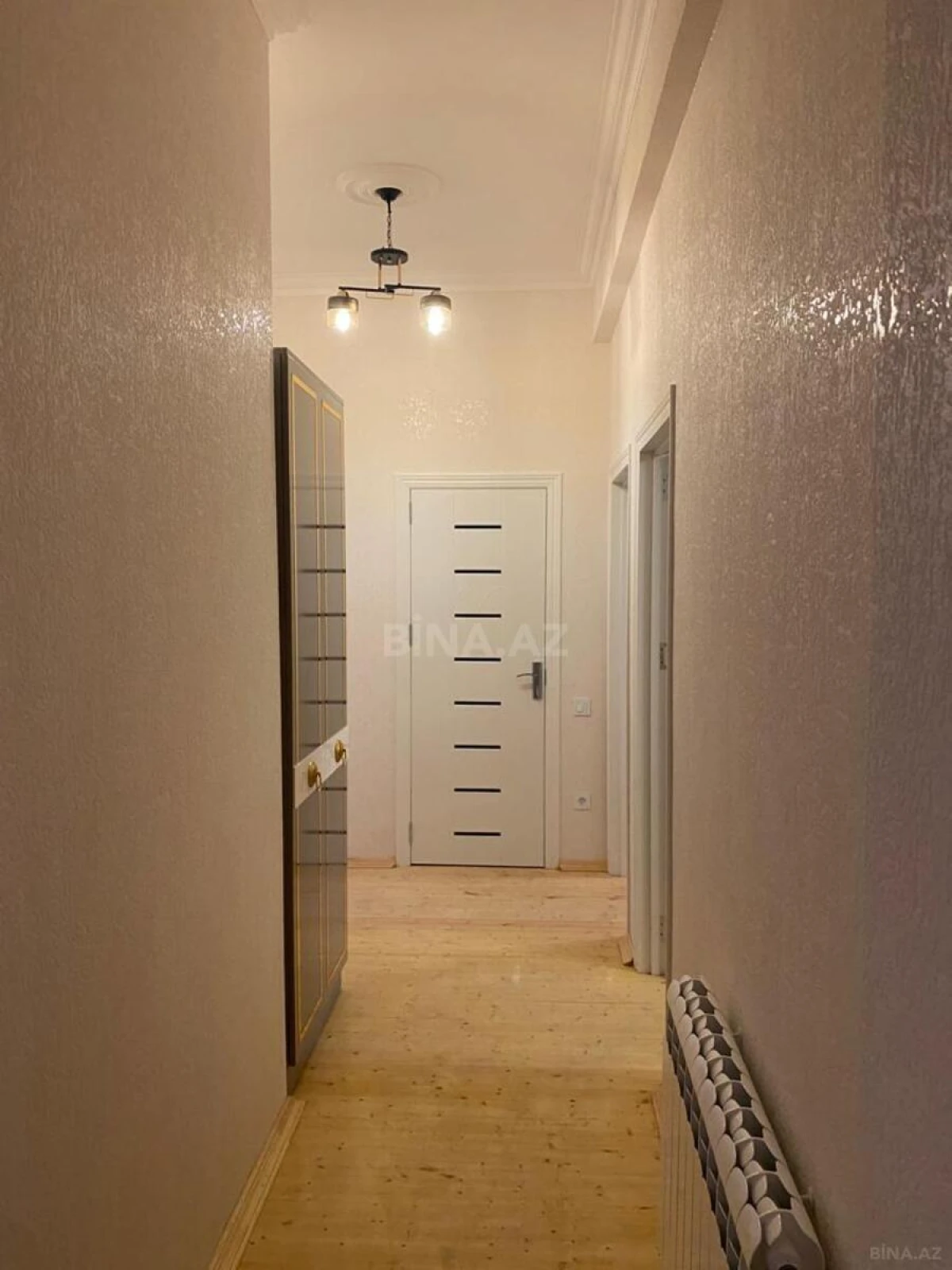 Satılır 2 otaqlı mənzil 75 m²