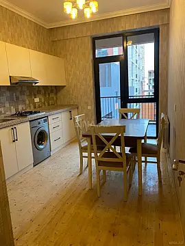 Satılır 2 otaqlı mənzil 75 m²