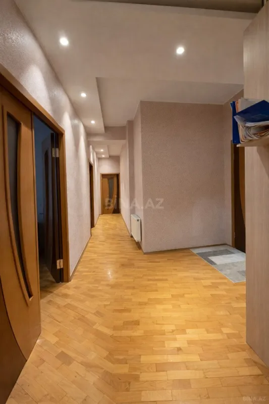 Satılır 2 otaqlı mənzil 90 m²