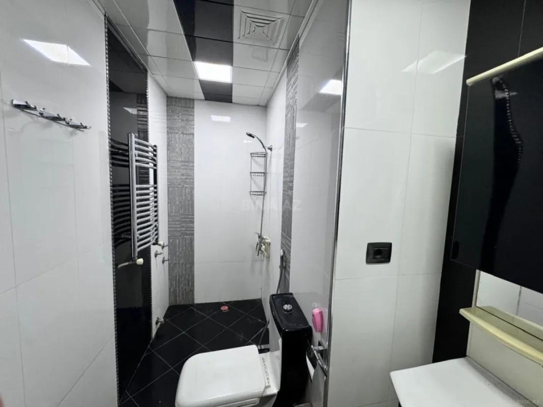 Satılır 2 otaqlı mənzil 65 m²