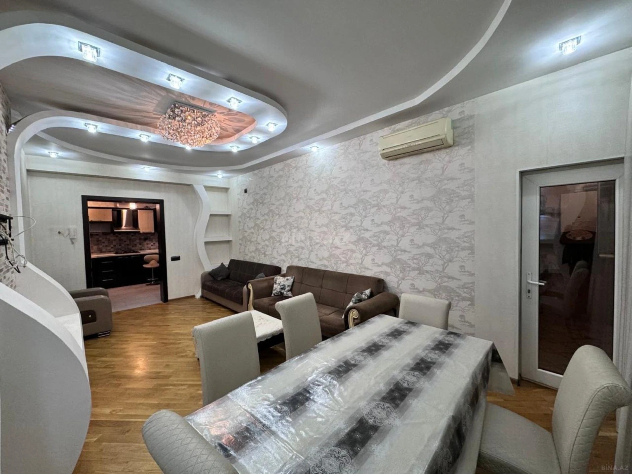 Satılır 2 otaqlı mənzil 65 m²