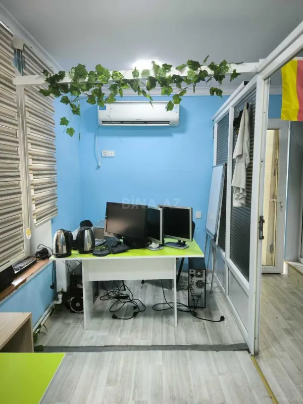 Kirayə verilir 6 otaqlı ofis 130 m²