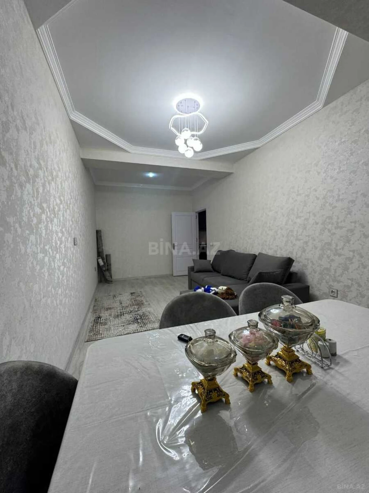 Satılır 2 otaqlı mənzil 60 m²