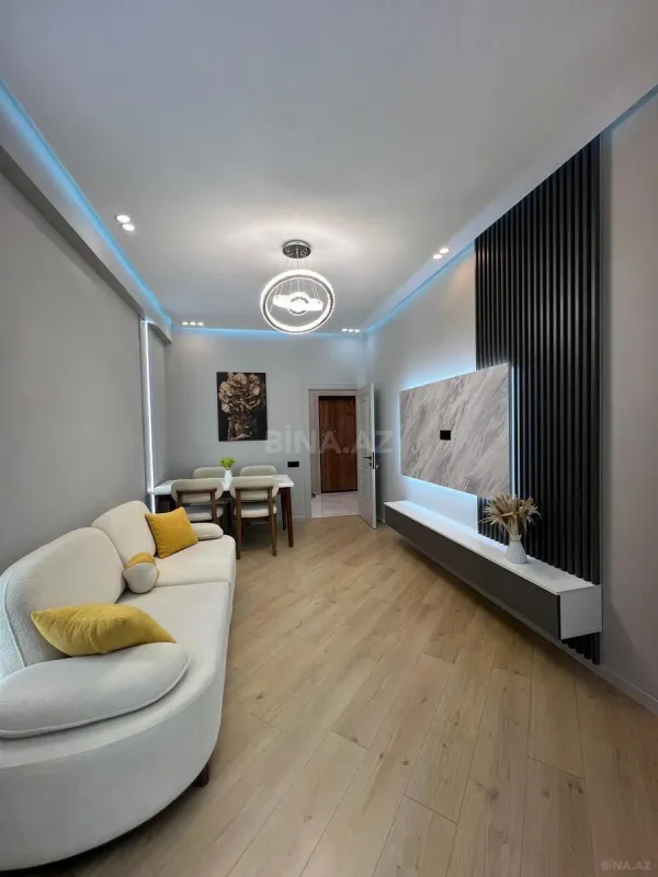 Satılır 2 otaqlı mənzil 55 m²