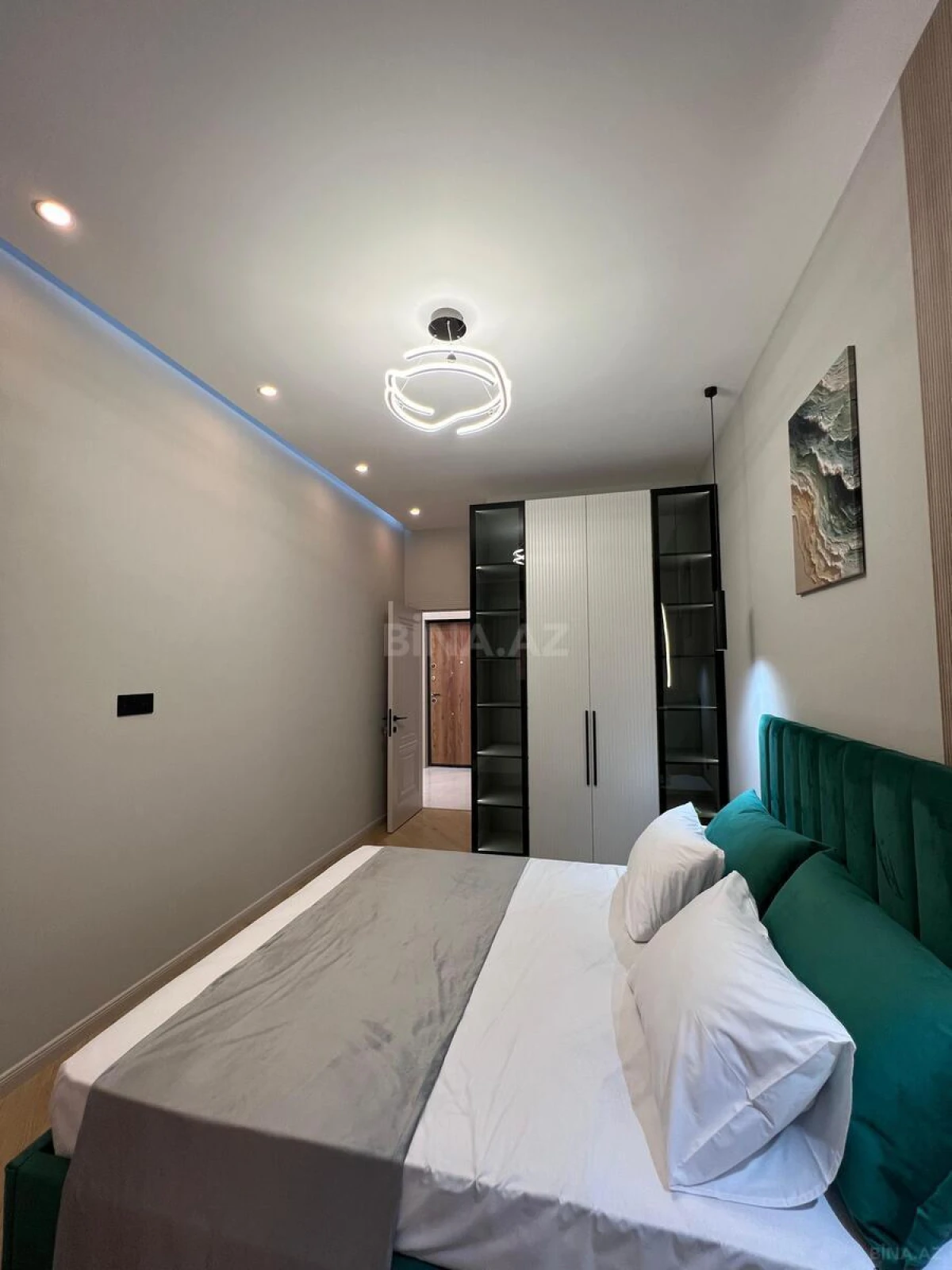 Satılır 2 otaqlı mənzil 55 m²