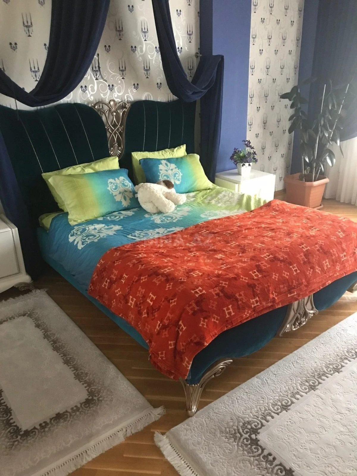 Satılır 4 otaqlı mənzil 126 m²