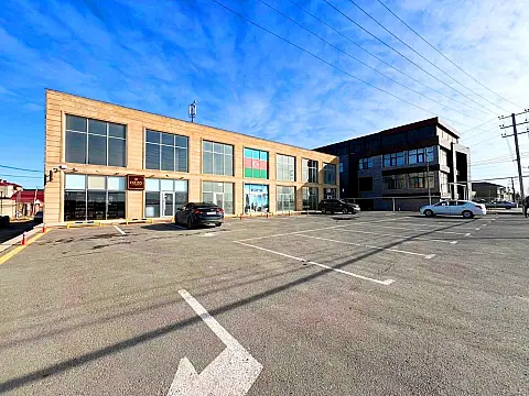 Kirayə verilir obyekt 90 m²