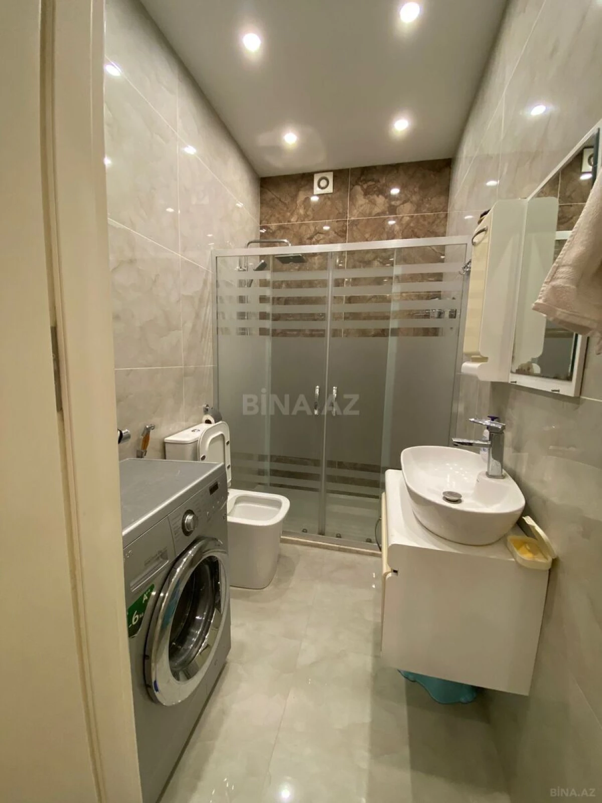 Kirayə verilir 3 otaqlı mənzil 85 m²