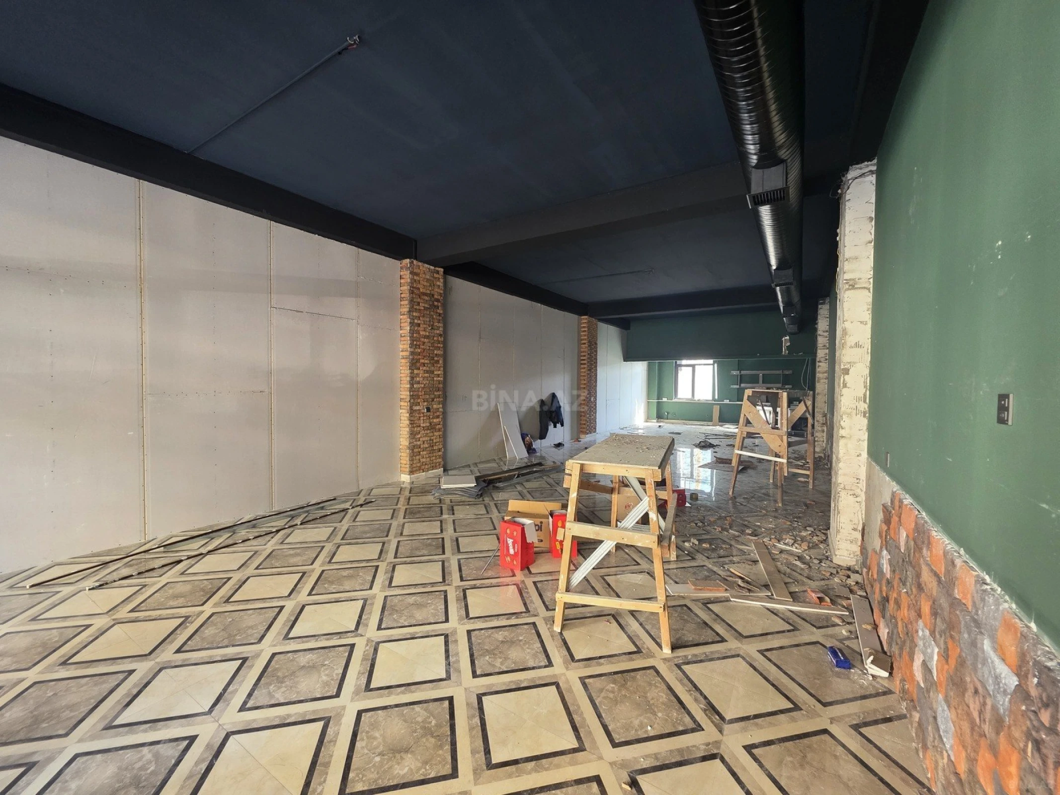 Kirayə verilir obyekt 110 m²