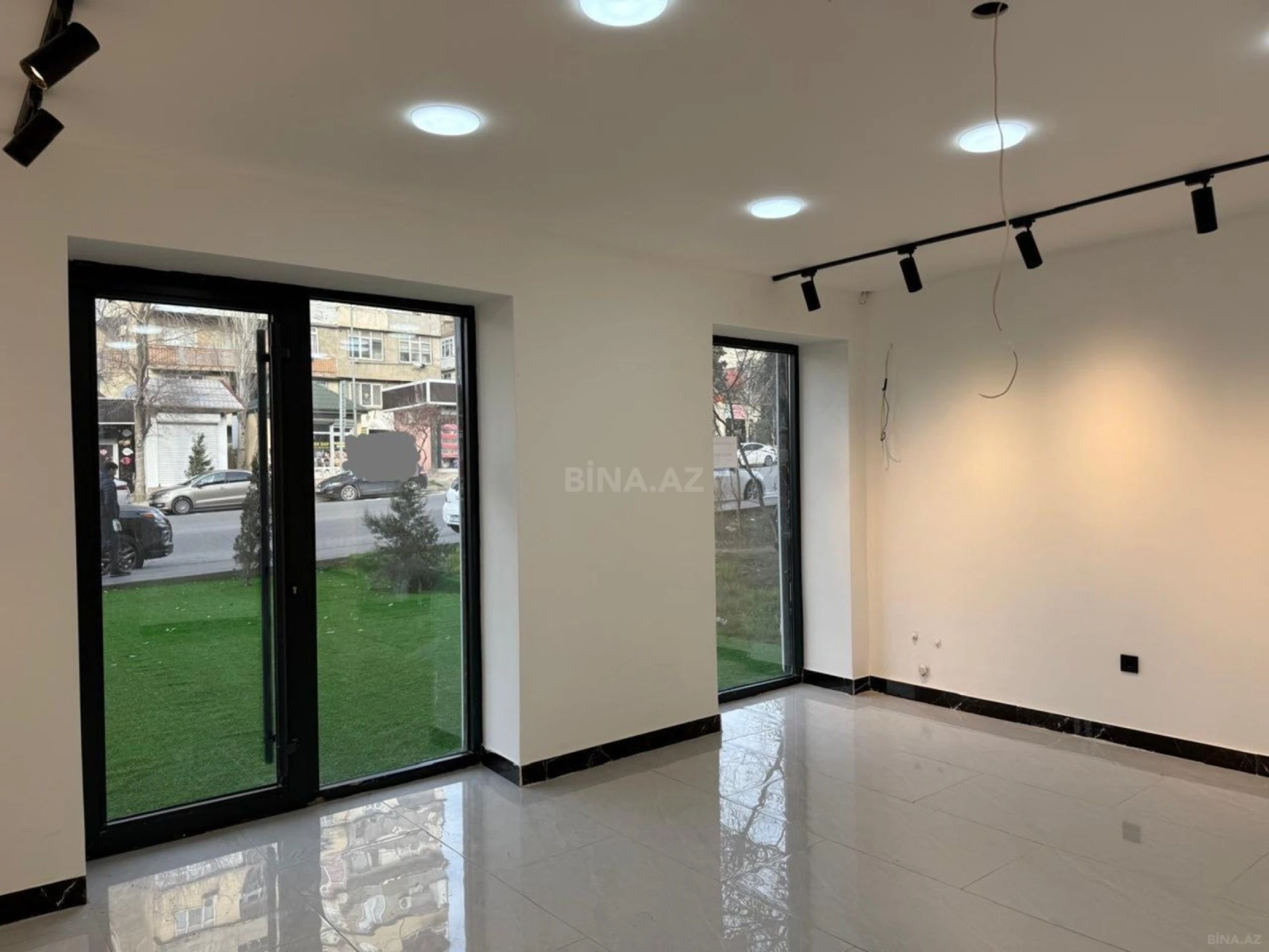 Satılır obyekt 70 m²